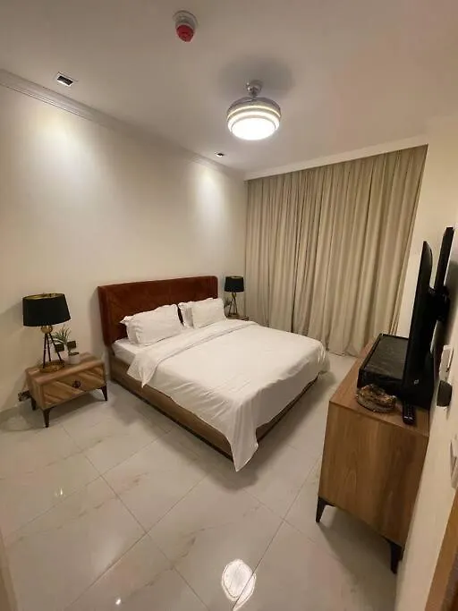 Luxury 5 Star 1 Bed Apartment Dubai